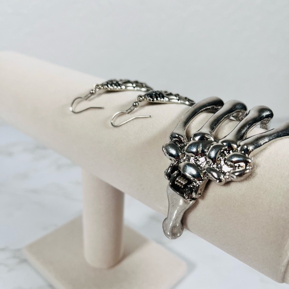 Silver Skeleton Hand Bracelet and Earrings Set - Picture 3 of 7